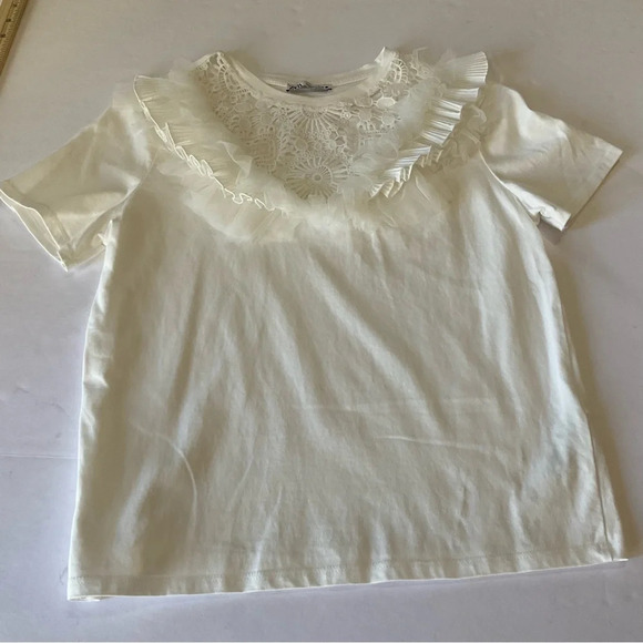 Zara White Tee Shirt with Lacey Collar - Picture 8 of 9
